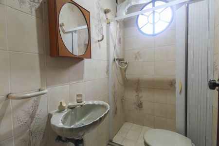 Casa para alugar com 159m², 3 quartos e 2 vagasBanheiro 1