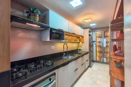 Apartamento para alugar com 117m², 3 quartos e 2 vagas Apartamento para alugar com 117m², 3 quartos e 2 vagasCozinha