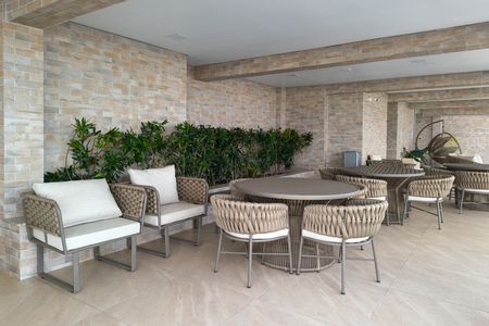 Apartamento para alugar com 117m², 3 quartos e 2 vagas Apartamento para alugar com 117m², 3 quartos e 2 vagasÁrea comum - Piscina