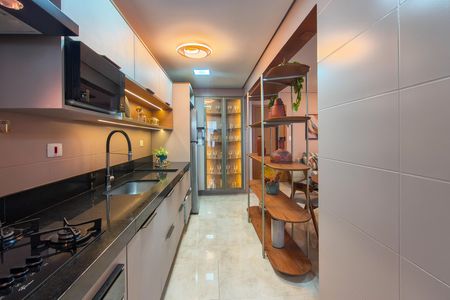 Apartamento para alugar com 117m², 3 quartos e 2 vagas Apartamento para alugar com 117m², 3 quartos e 2 vagasCozinha