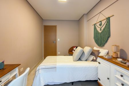 Apartamento para alugar com 117m², 3 quartos e 2 vagas Apartamento para alugar com 117m², 3 quartos e 2 vagasQuarto