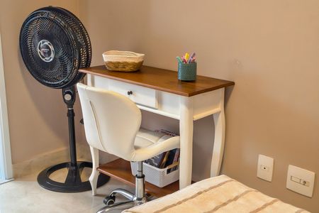 Apartamento para alugar com 117m², 3 quartos e 2 vagas Apartamento para alugar com 117m², 3 quartos e 2 vagasQuarto