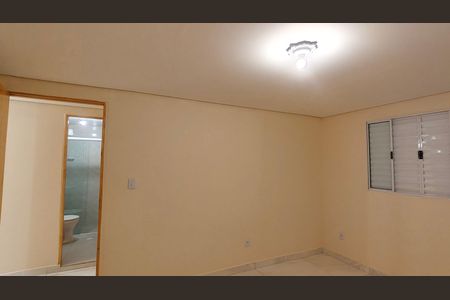 Casa para alugar com 2 quartos, 55m² em Vila Bancaria Munhoz, São Paulo