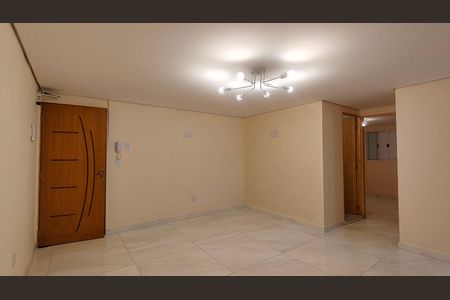Casa para alugar com 2 quartos, 55m² em Vila Bancaria Munhoz, São Paulo