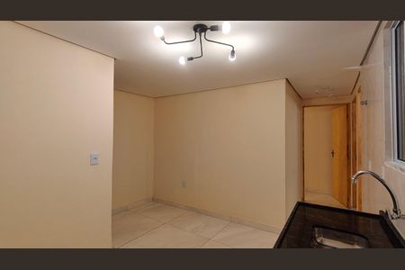 Casa para alugar com 1 quarto, 26m² em Vila Bancaria Munhoz, São Paulo
