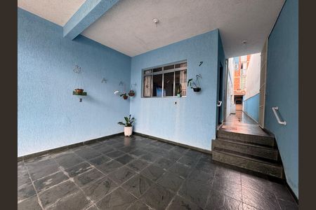 Casa à venda com 218m², 3 quartos e 2 vagas Casa à venda com 218m², 3 quartos e 2 vagasGaragem