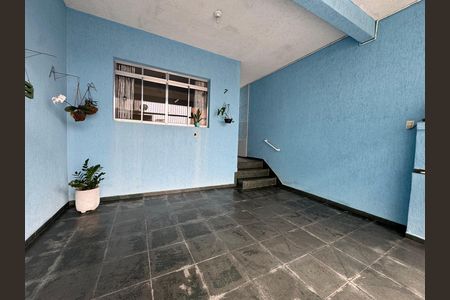 Casa à venda com 218m², 3 quartos e 2 vagas Casa à venda com 218m², 3 quartos e 2 vagasGaragem