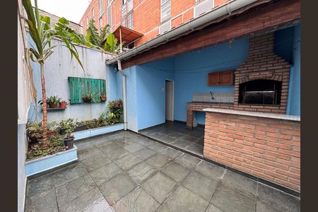 Casa à venda com 218m², 3 quartos e 2 vagas Casa à venda com 218m², 3 quartos e 2 vagasÁrea gourmet