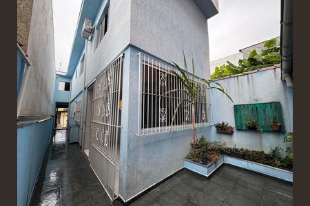 Casa à venda com 218m², 3 quartos e 2 vagas Casa à venda com 218m², 3 quartos e 2 vagasCorredor