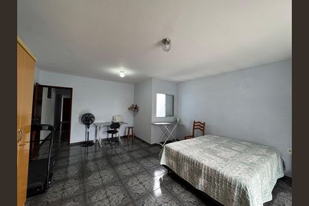 Casa à venda com 218m², 3 quartos e 2 vagas Casa à venda com 218m², 3 quartos e 2 vagasQuarto 3