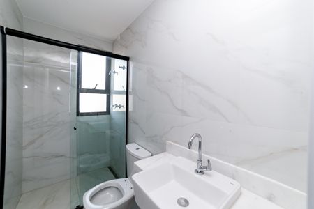 Apartamento à venda com 85m², 2 quartos e 2 vagas Apartamento à venda com 85m², 2 quartos e 2 vagasBanheiro da Suíte
