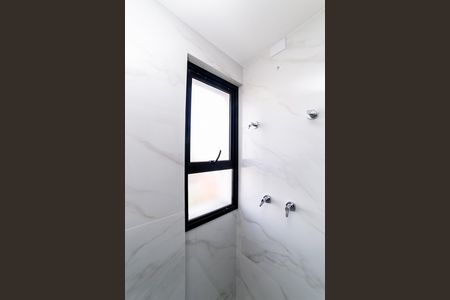Apartamento à venda com 85m², 2 quartos e 2 vagas Apartamento à venda com 85m², 2 quartos e 2 vagasBanheiro da Suíte