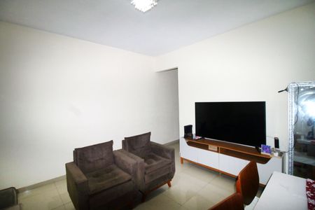 Apartamento à venda com 83m², 3 quartos e 1 vagaSala