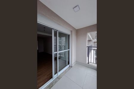 Apartamento para alugar com 126m², 3 quartos e 2 vagas Apartamento para alugar com 126m², 3 quartos e 2 vagasVaranda da Suíte