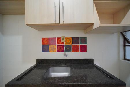 Cozinha de apartamento para alugar com 1 quarto, 37m² em Bom Fim, Porto Alegre