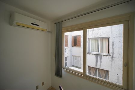 Sala - ar condicionado  de apartamento para alugar com 1 quarto, 37m² em Bom Fim, Porto Alegre
