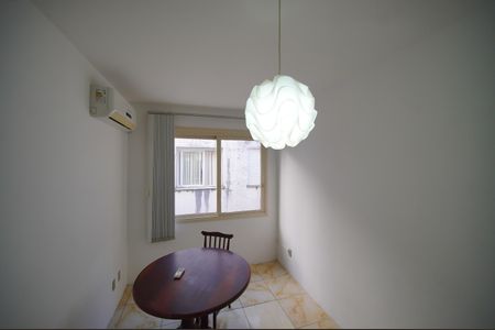 Sala de apartamento para alugar com 1 quarto, 37m² em Bom Fim, Porto Alegre