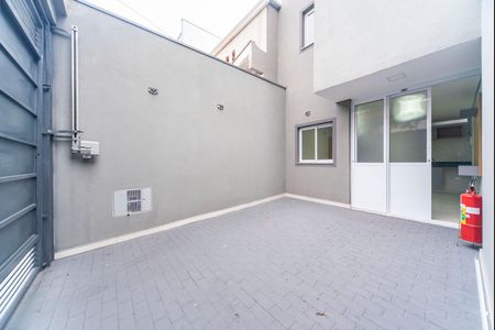 Studio para alugar com 18m², 1 quarto e 1 vaga Studio para alugar com 18m², 1 quarto e 1 vagaGaragem