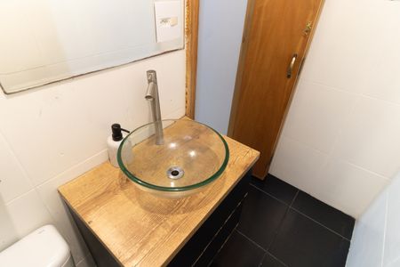 Apartamento à venda com 45m², 2 quartos e sem vagaBanheiro