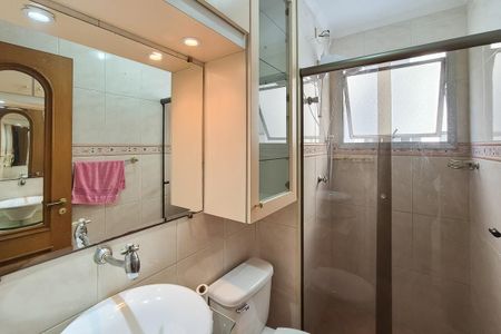Apartamento à venda com 74m², 3 quartos e sem vaga Apartamento à venda com 74m², 3 quartos e sem vagaBanheiro da Suíte