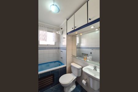 Apartamento à venda com 74m², 3 quartos e sem vaga Apartamento à venda com 74m², 3 quartos e sem vagaBanheiro Social