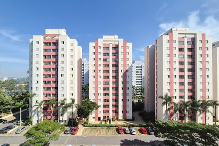 Apartamento à venda com 74m², 3 quartos e sem vaga Apartamento à venda com 74m², 3 quartos e sem vagaSuíte - vista