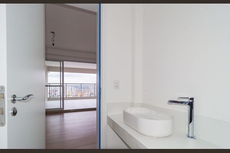 Apartamento para alugar com 126m², 3 quartos e 2 vagas Apartamento para alugar com 126m², 3 quartos e 2 vagasLavabo