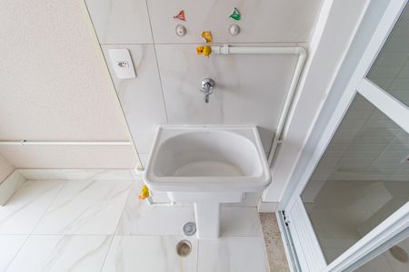 Apartamento para alugar com 126m², 3 quartos e 2 vagas Apartamento para alugar com 126m², 3 quartos e 2 vagasDetalhe - Área de Serviço