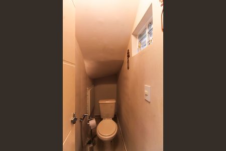Casa de condomínio à venda com 148m², 3 quartos e 3 vagasLavabo