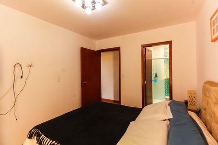 Casa de condomínio à venda com 148m², 3 quartos e 3 vagasQuarto 2 - Suíte