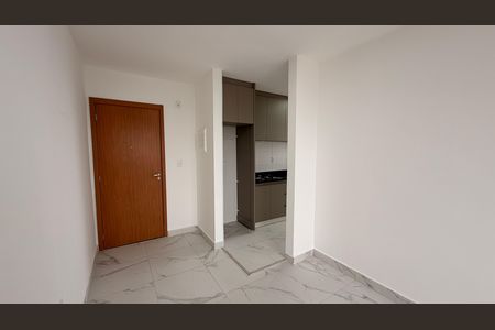 Sala de apartamento para alugar com 2 quartos, 45m² em Setor Faicalville, Goiânia