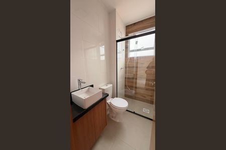 Banheiro  de apartamento para alugar com 2 quartos, 45m² em Setor Faicalville, Goiânia