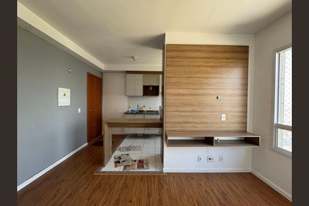 Sala de apartamento para alugar com 2 quartos, 42m² em Jardim Boa Vista (zona Oeste), Osasco