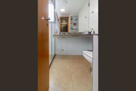 Apartamento à venda com 125m², 3 quartos e 2 vagasBanheiro Suíte