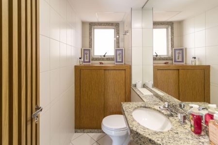 Apartamento à venda com 125m², 3 quartos e 2 vagasLavabo