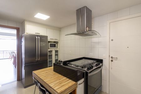 Apartamento à venda com 125m², 3 quartos e 2 vagasCozinha