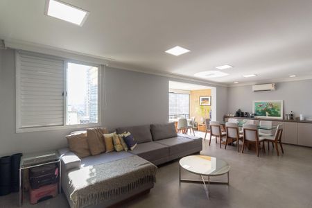 Apartamento à venda com 125m², 3 quartos e 2 vagasSala