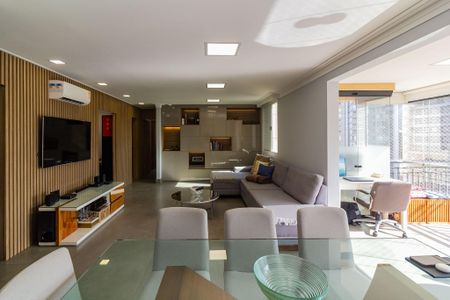 Apartamento à venda com 125m², 3 quartos e 2 vagasSala