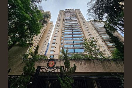Apartamento à venda com 125m², 3 quartos e 2 vagasFachada