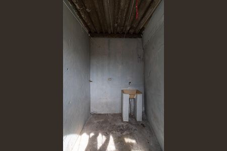 Casa à venda com 250m², 5 quartos e 1 vaga Casa à venda com 250m², 5 quartos e 1 vagaCasa 2 Área de Serviço