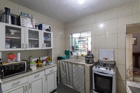 Casa à venda com 250m², 5 quartos e 1 vaga Casa à venda com 250m², 5 quartos e 1 vagaCozinha