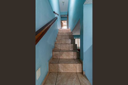 Casa à venda com 250m², 5 quartos e 1 vaga Casa à venda com 250m², 5 quartos e 1 vagaSala