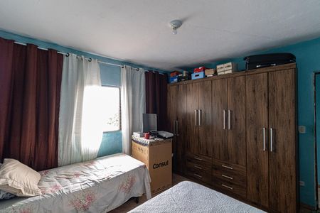 Casa à venda com 250m², 5 quartos e 1 vaga Casa à venda com 250m², 5 quartos e 1 vagaQuarto 1