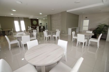 Apartamento para alugar com 121m², 2 quartos e 1 vagaÁrea comum - Salão de festas