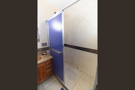 Apartamento à venda com 90m², 2 quartos e 1 vaga Apartamento à venda com 90m², 2 quartos e 1 vagaBanheiro Social