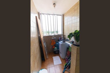 Apartamento à venda com 90m², 2 quartos e 1 vaga Apartamento à venda com 90m², 2 quartos e 1 vagaCozinha e Área de Serviço