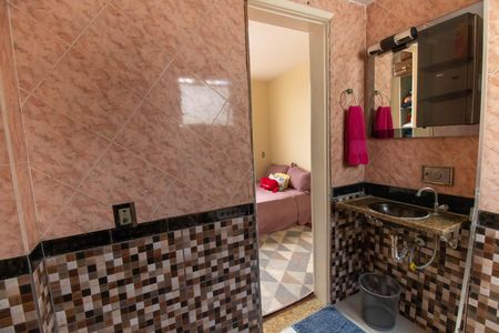 Apartamento à venda com 90m², 2 quartos e 1 vaga Apartamento à venda com 90m², 2 quartos e 1 vagaBanheiro da Suíte