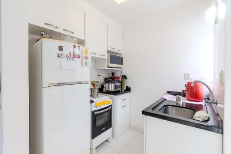 Apartamento à venda com 37m², 1 quarto e sem vaga Apartamento à venda com 37m², 1 quarto e sem vagaCozinha e Área de Serviço