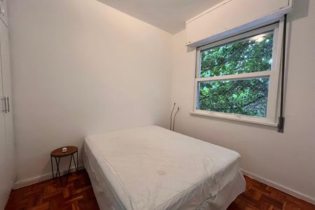Quarto 1 de apartamento para alugar com 2 quartos, 60m² em Leblon, Rio de Janeiro