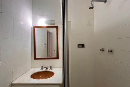 Apartamento para alugar com 60m², 2 quartos e sem vaga Apartamento para alugar com 60m², 2 quartos e sem vagaBanheiro